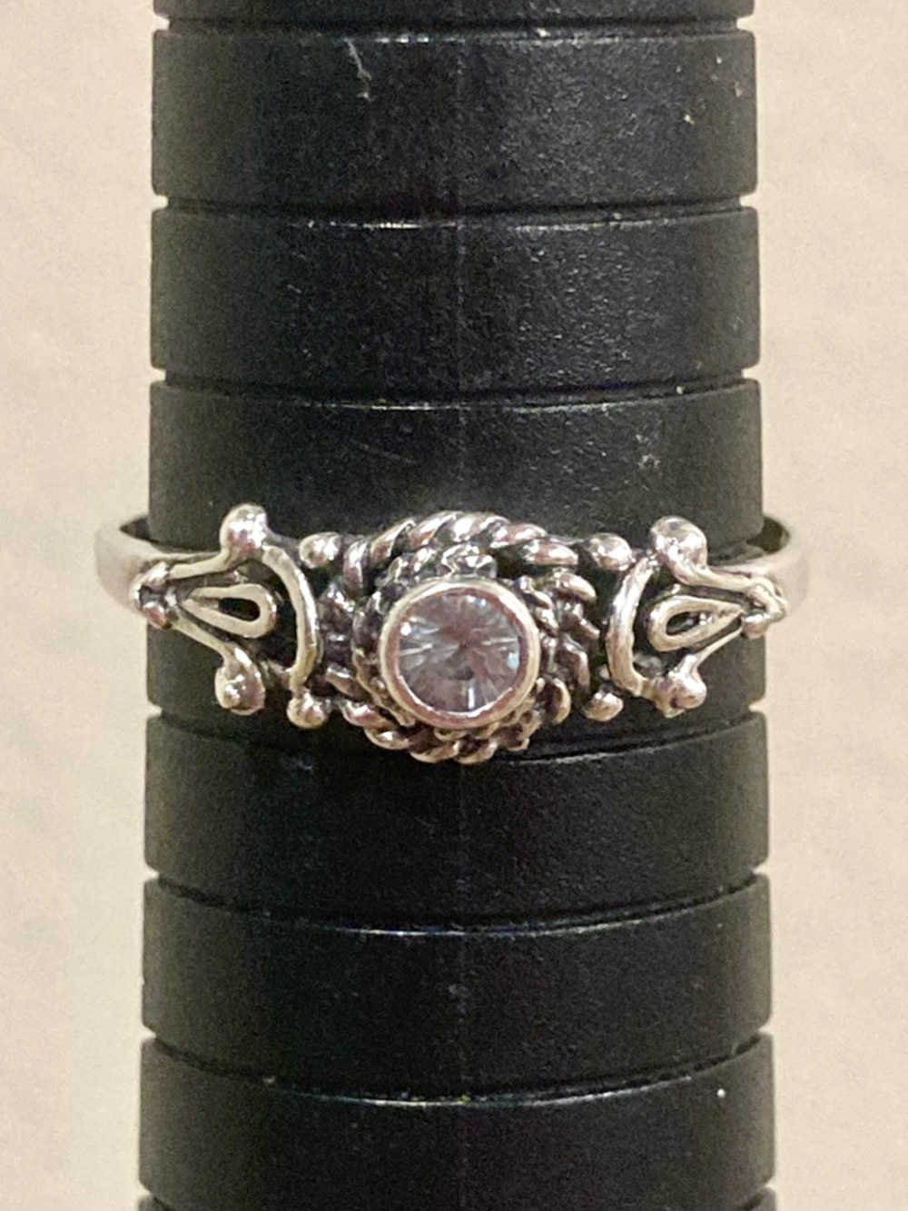 Sterling Silver Ring - 925 TM - Rope Bezel - Clear Stone - Size 9.25 - Picture 3 of 15